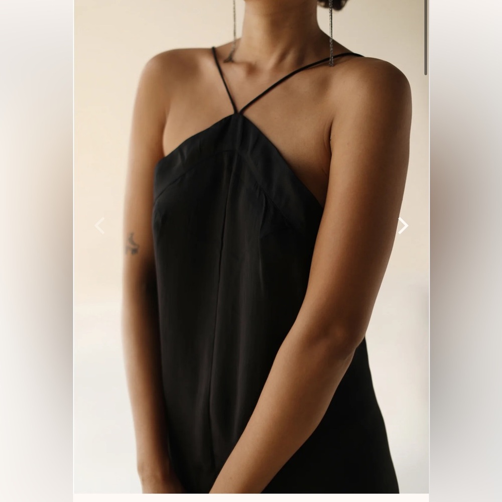 Hera Vela Maxi Dress - Picture 2 of 8